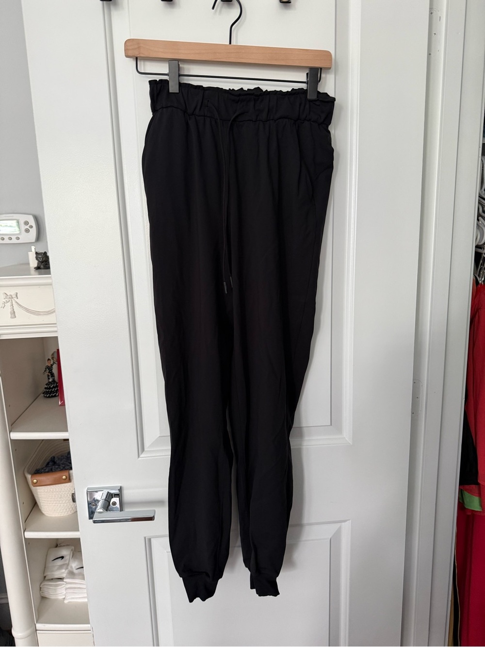 lululemon athletica Black Elastic Waist Joggers